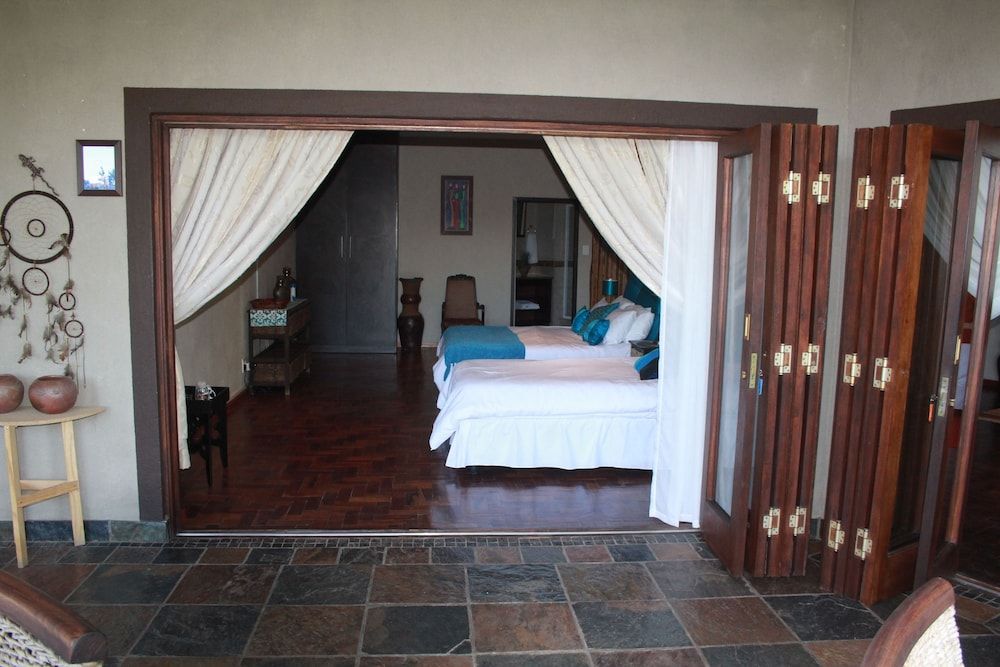 undefined Safari Bed & Breakfast 7