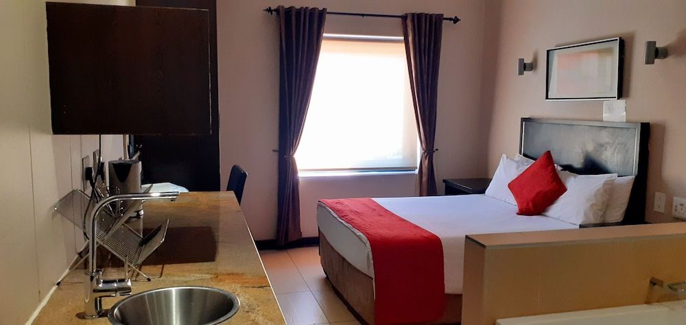Alcazaba Lodges Standard Double Room, 1 Double Bed, Kitchenette 6