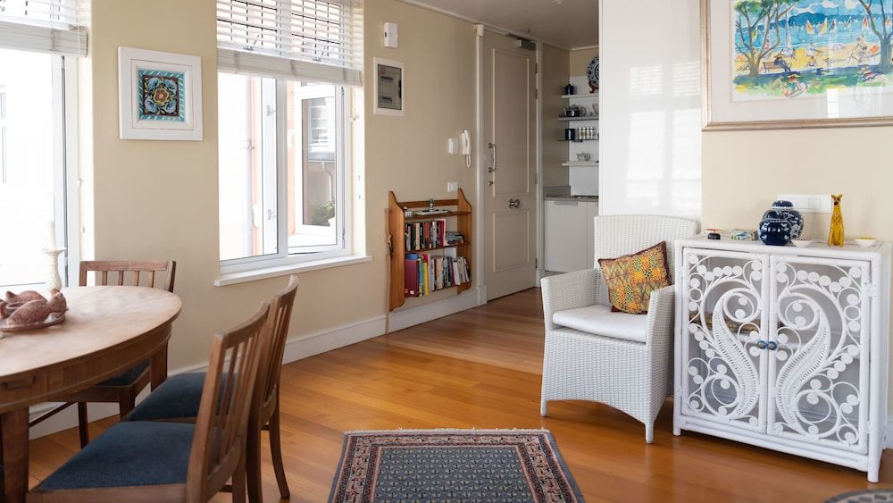 The Majestic Apartment The Studio at the Majestic 7