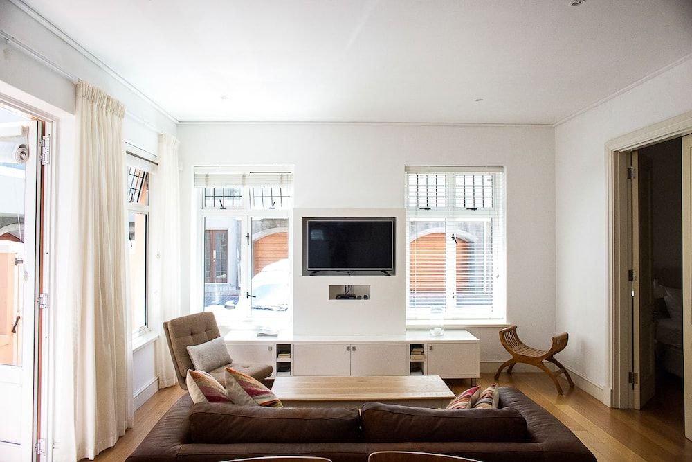 The Majestic Apartment The Majestic Apartment 21