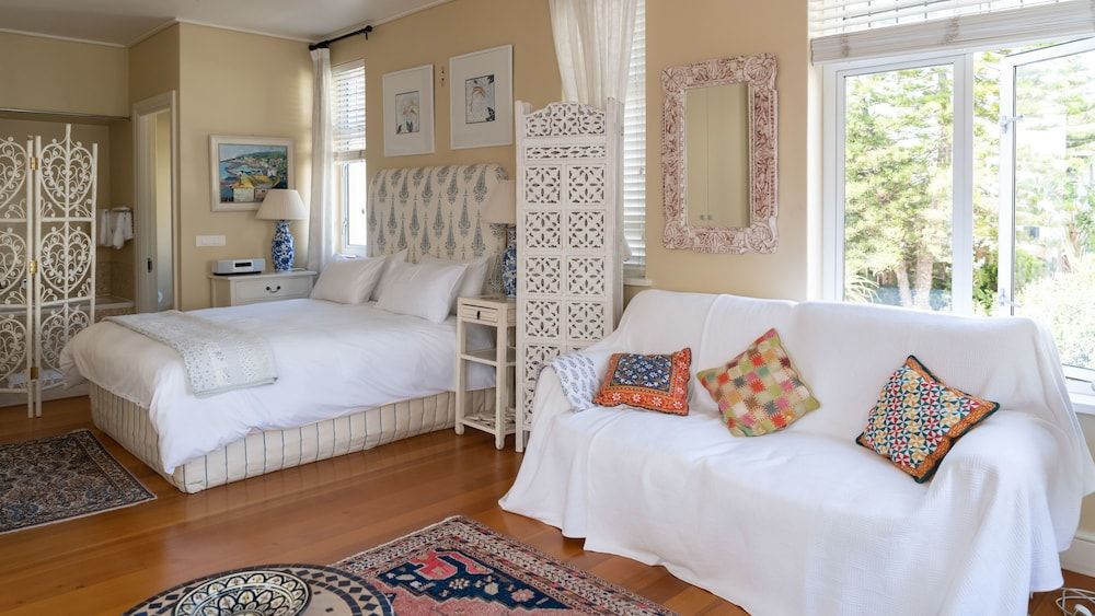 undefined The Majestic Apartment 2