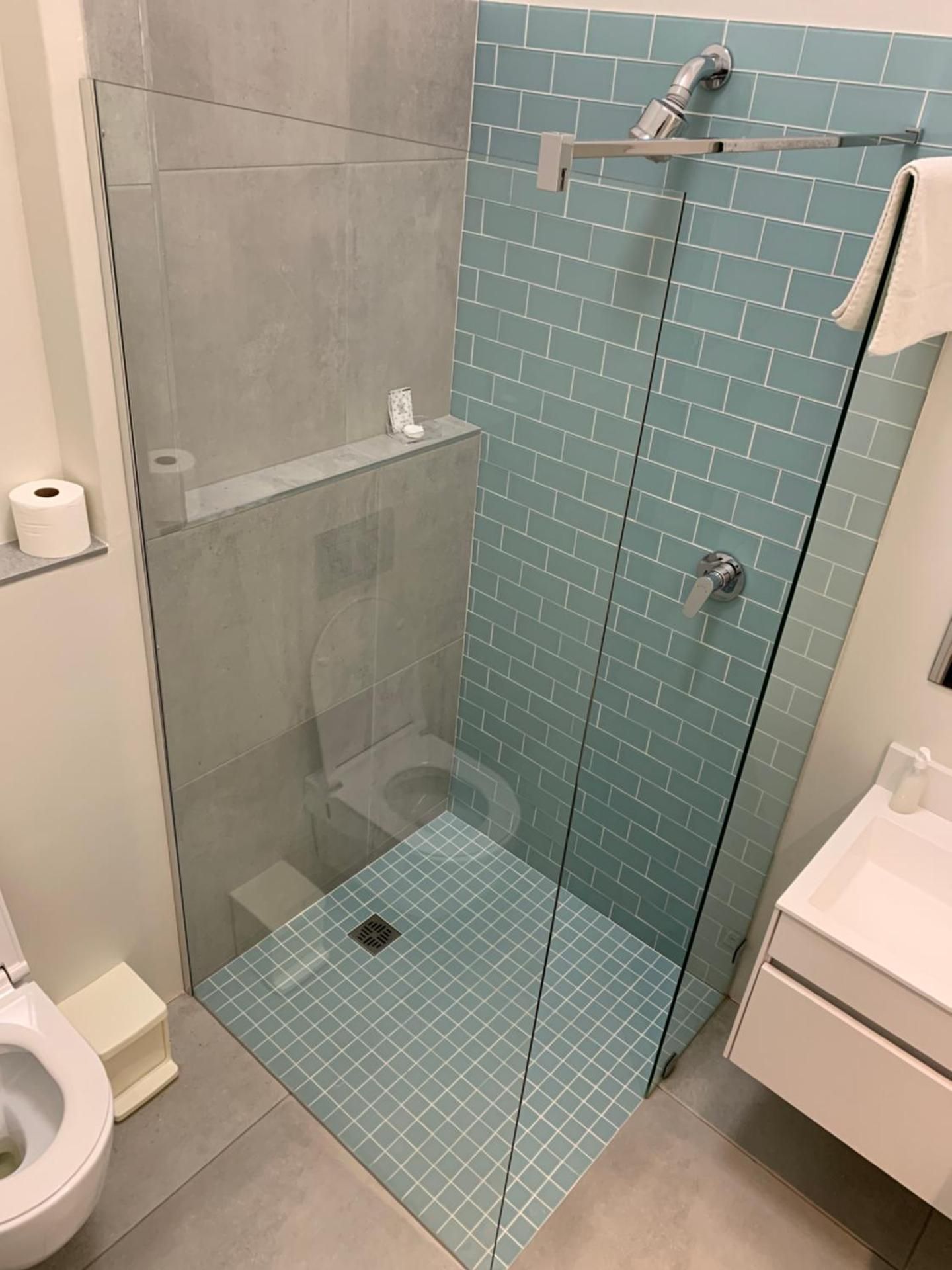 Basic Queen Room
