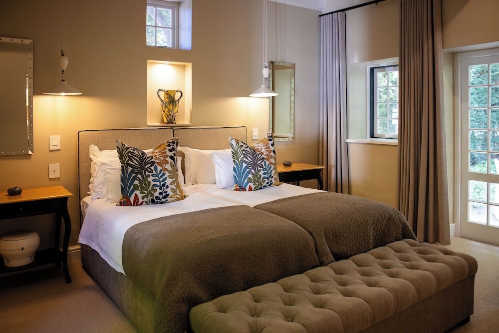 Downstairs suite