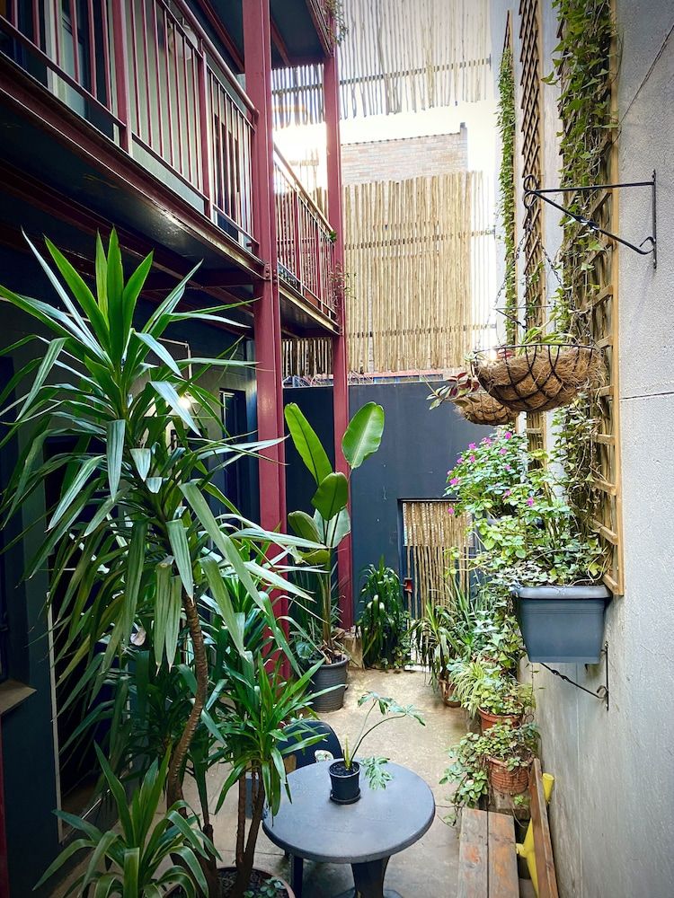 undefined Bannister Hotel 2