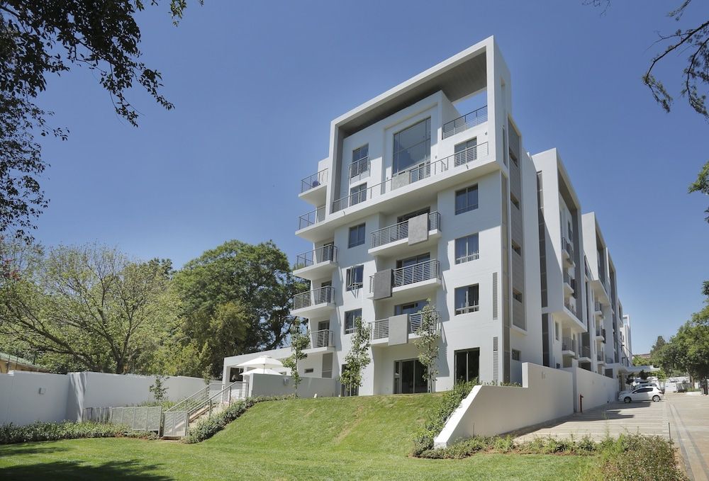 undefined The Capital on Bath 2