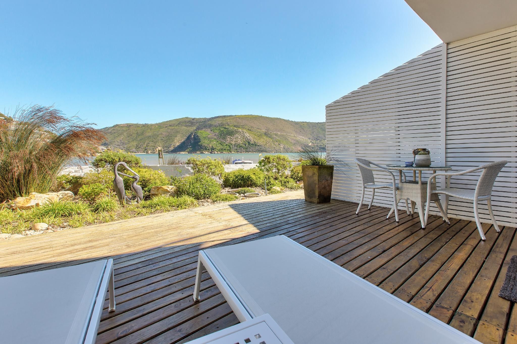 Superior Lagoon View Room