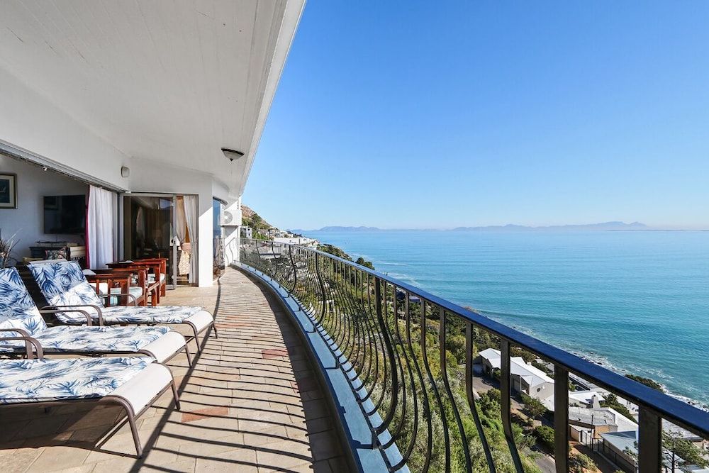 HarbourView Lodge Classic Double Room 7