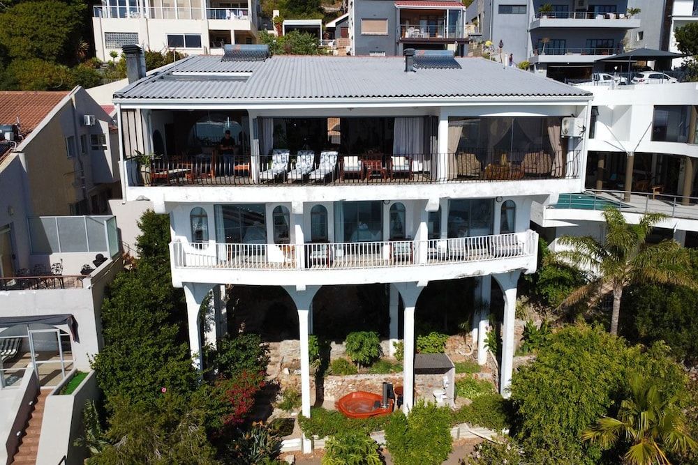 undefined HarbourView Lodge 3