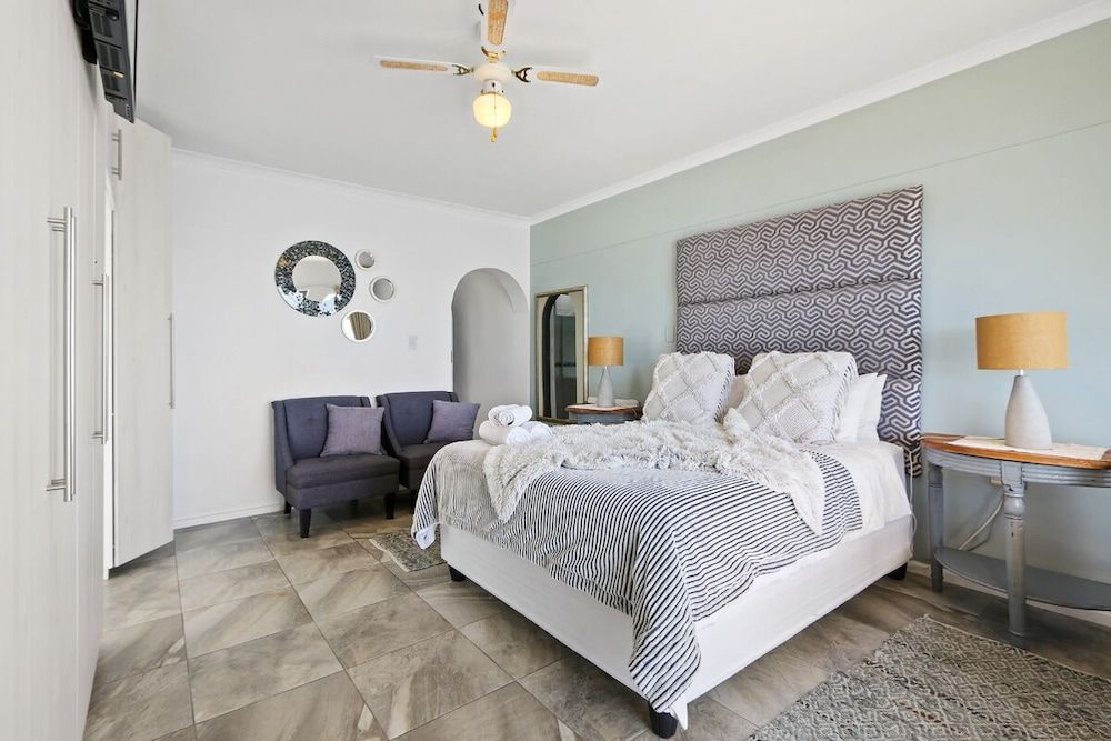 HarbourView Lodge Luxury Queen room 4