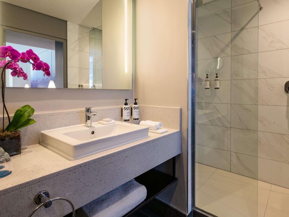 Pullman Cape Town City Centre Classic Room, 2 Twin Beds 5