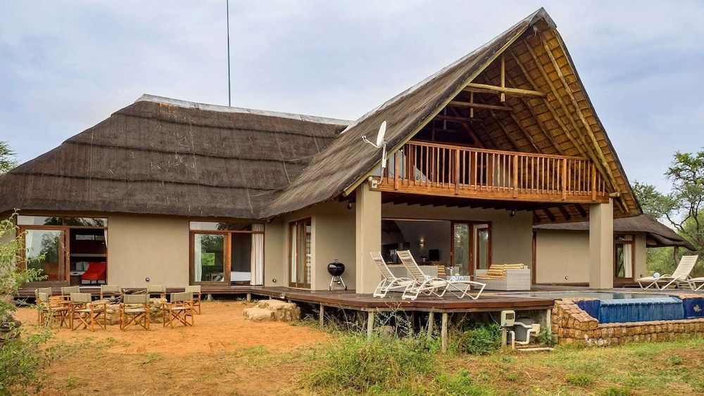 Finfoot Lake Reserve by Dream Resorts Luxury Villa, 4 Bedrooms, Lake View 9