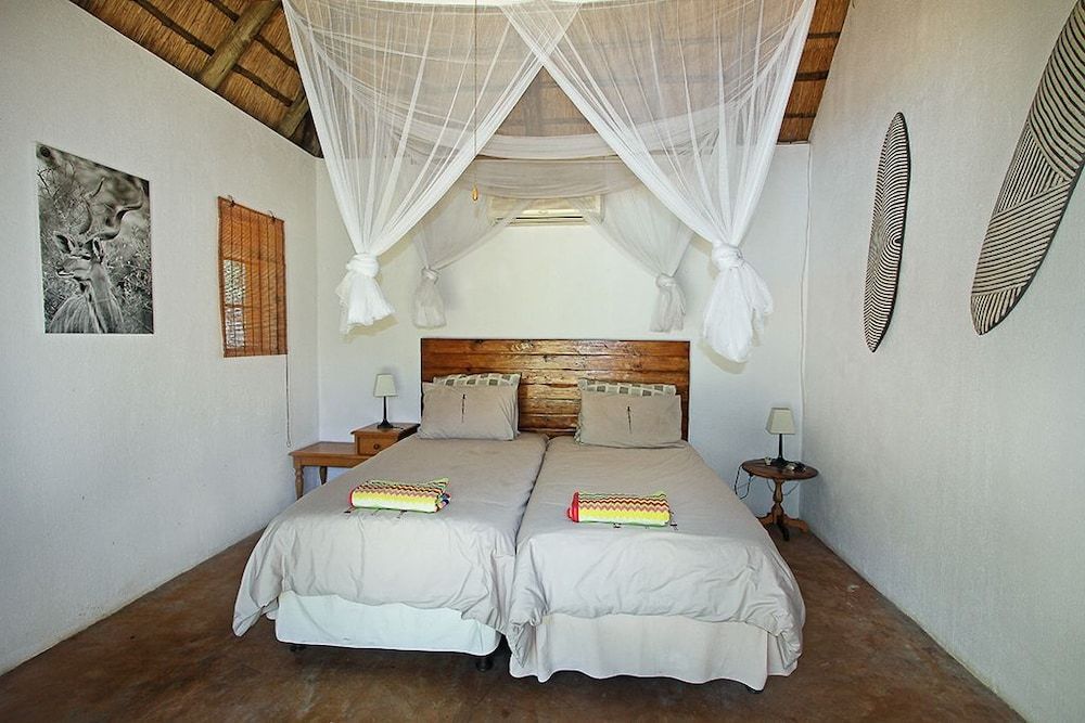 Normann Safari Bush Lodge Comfort Cabin, 2 Bedrooms (Kudu)
