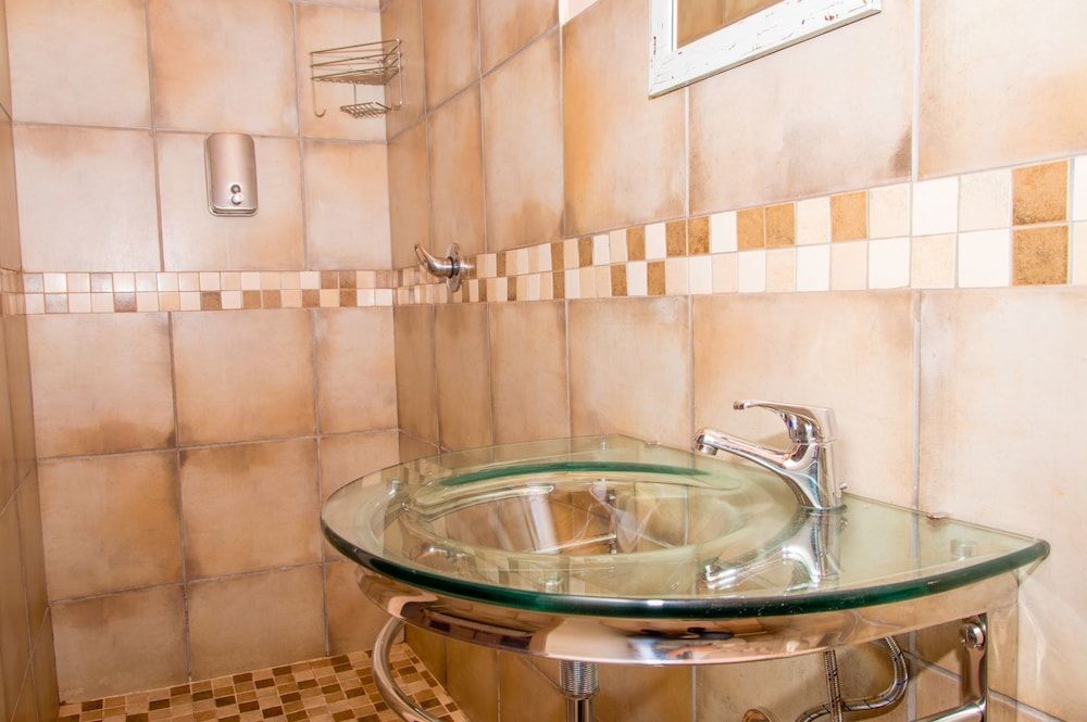 Destiny Inn Lodge Standard Twin Room, 2 Twin Beds 5