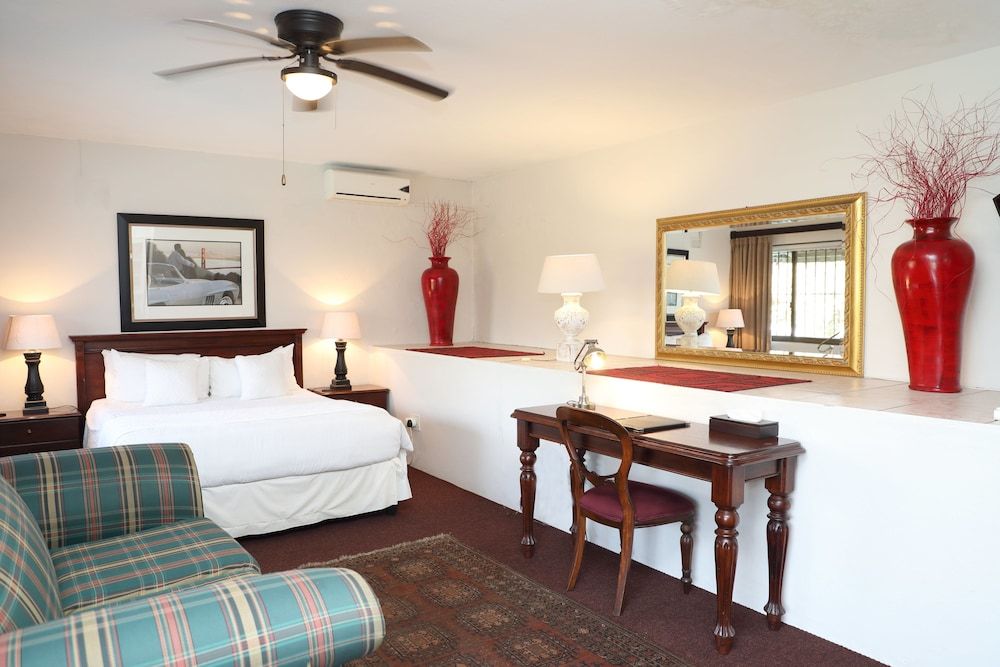 Kingston Place Guest House Executive Studio Suite 2