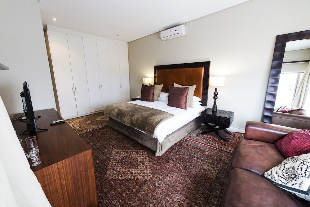 Atlantic Waves Guest House Luxury Double Room, 1 King Bed