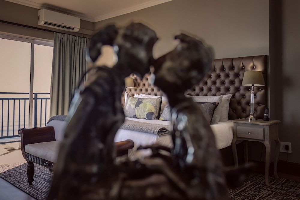 Diaz Hotel & Resort Presidential Suite 7