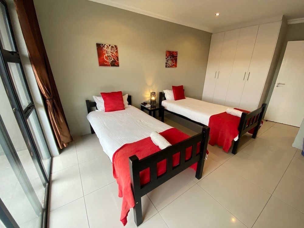 Haus Holzapfel Family House 2