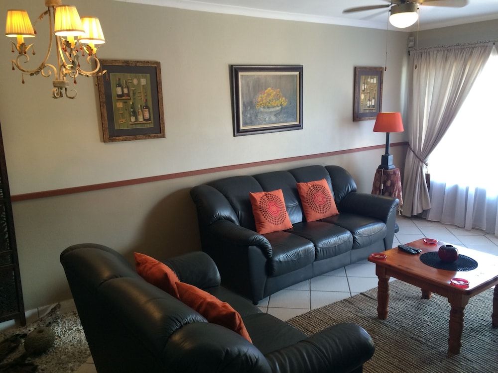 De Oude Herberg B&B Self Catering Cottage 6