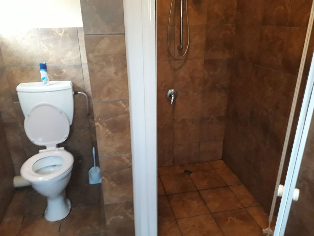 Ash River Lodge B&B Deluxe Twin Room 4