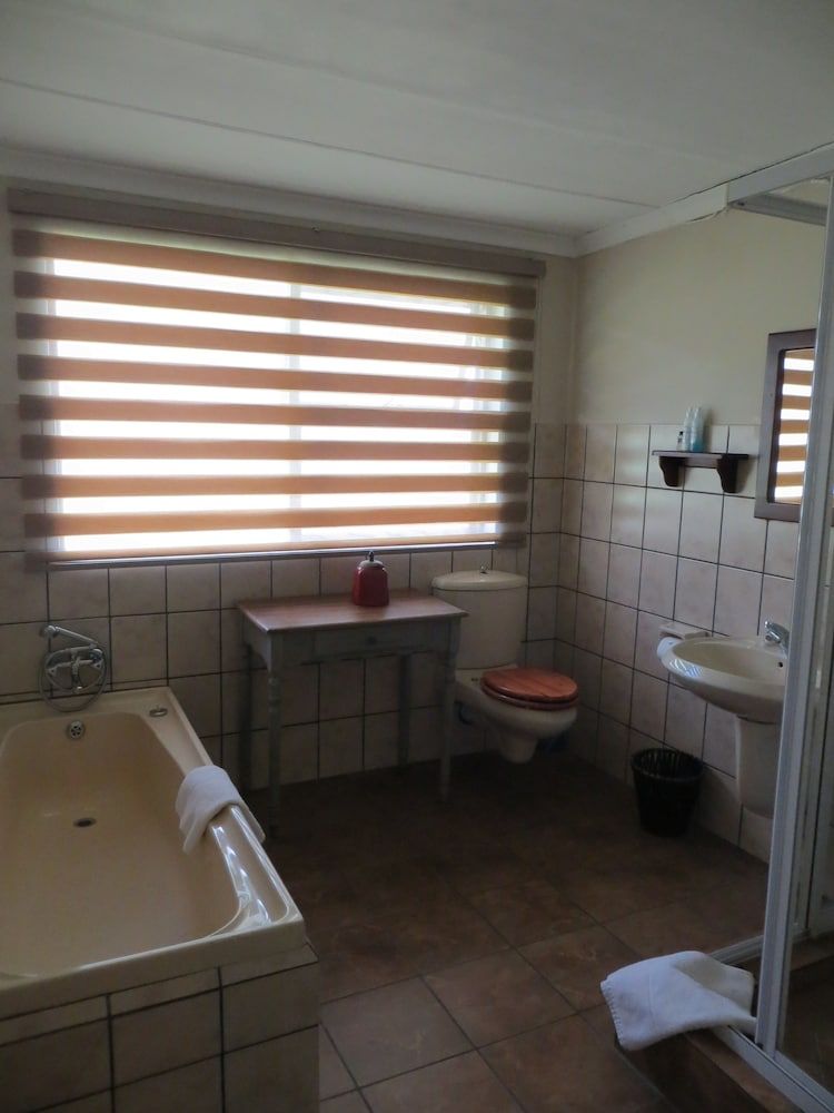 Ash River Lodge B&B Standard Double Room 13