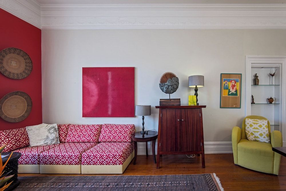 Barry Hall Apartments Apartment No 4 8