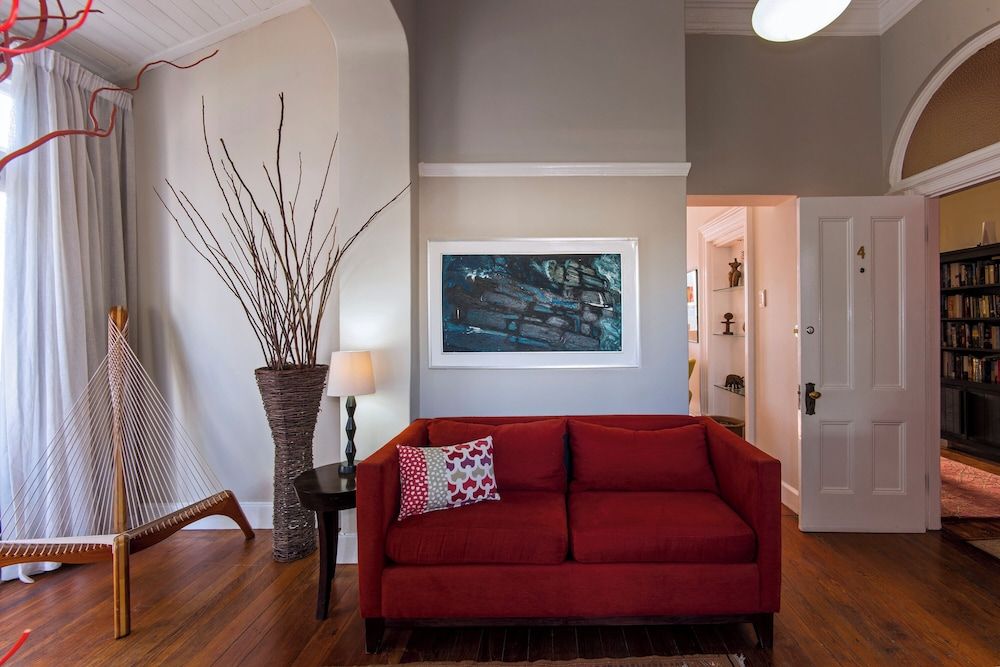 Barry Hall Apartments Apartment No 4 9