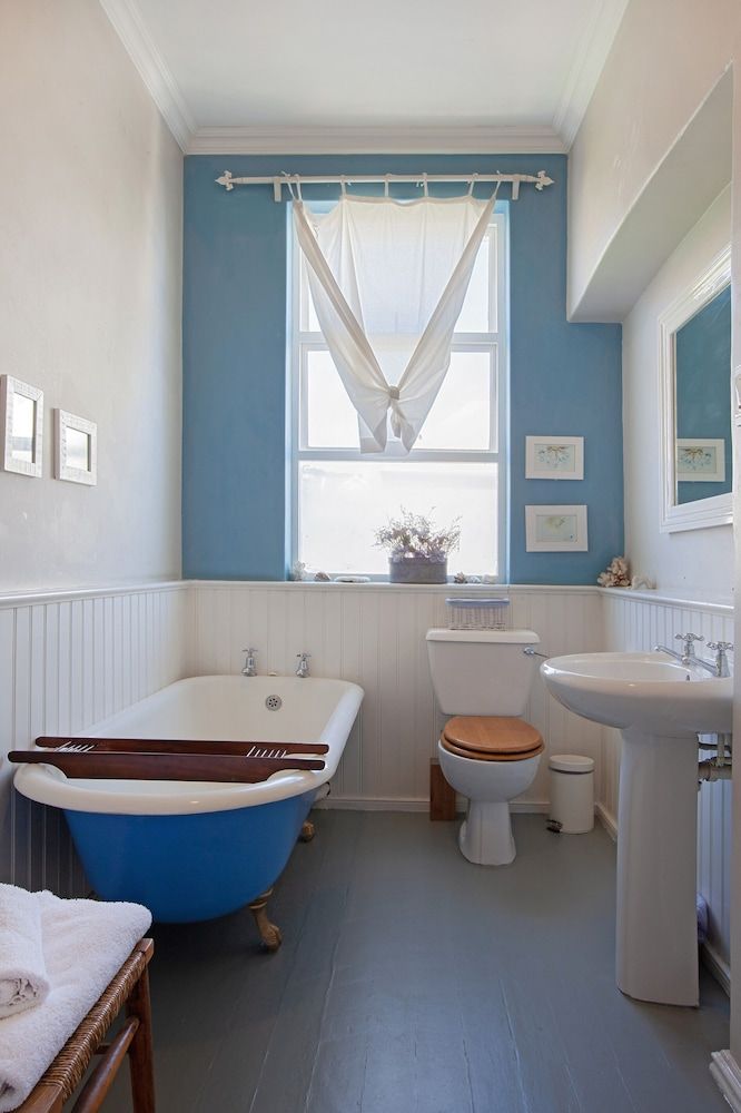 Barry Hall Apartments Apartment No 3 9