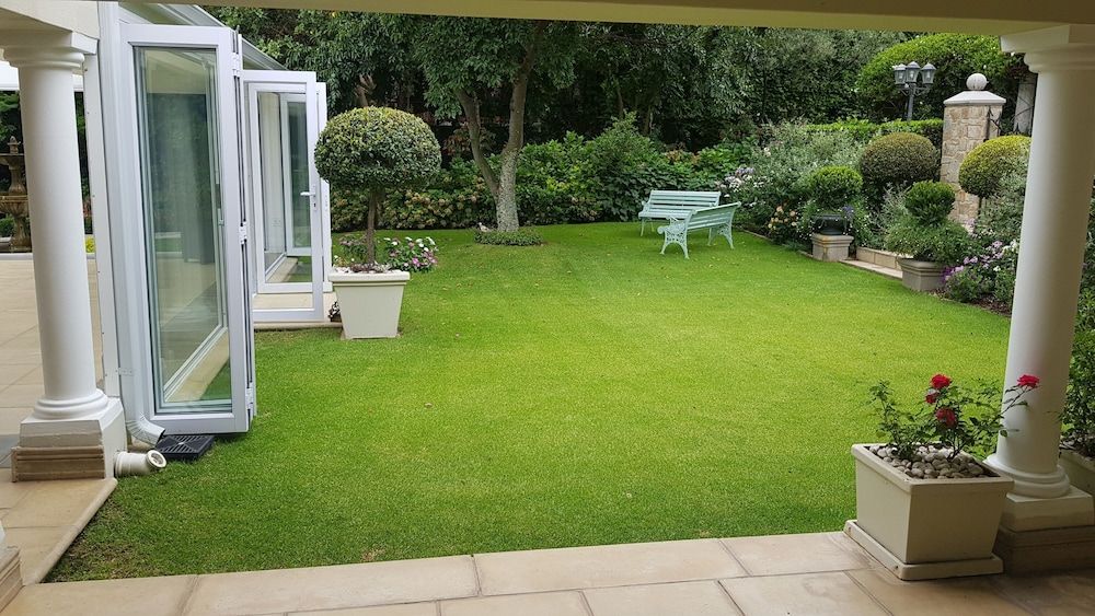 Burkleigh House Comfort Room 7