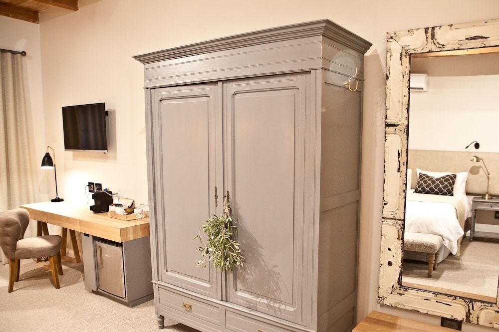 d'Olyfboom Guest Rooms Deluxe Guest Room 2 12