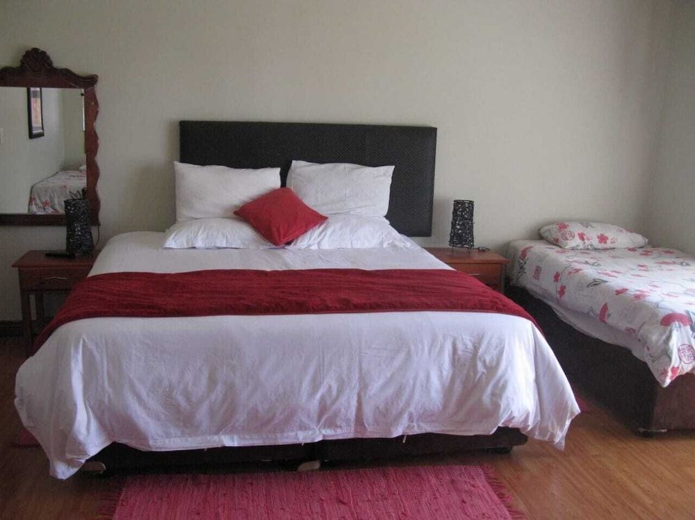 Ikaze Guest Lodge Self catering (15) 2