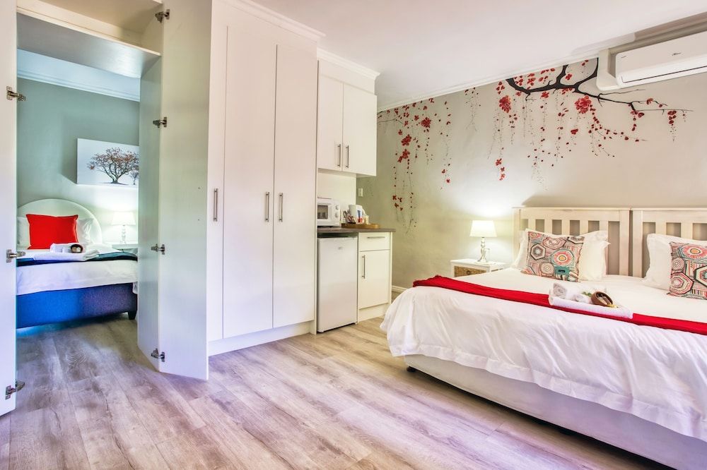 undefined Highlands Lodge Guest House 8