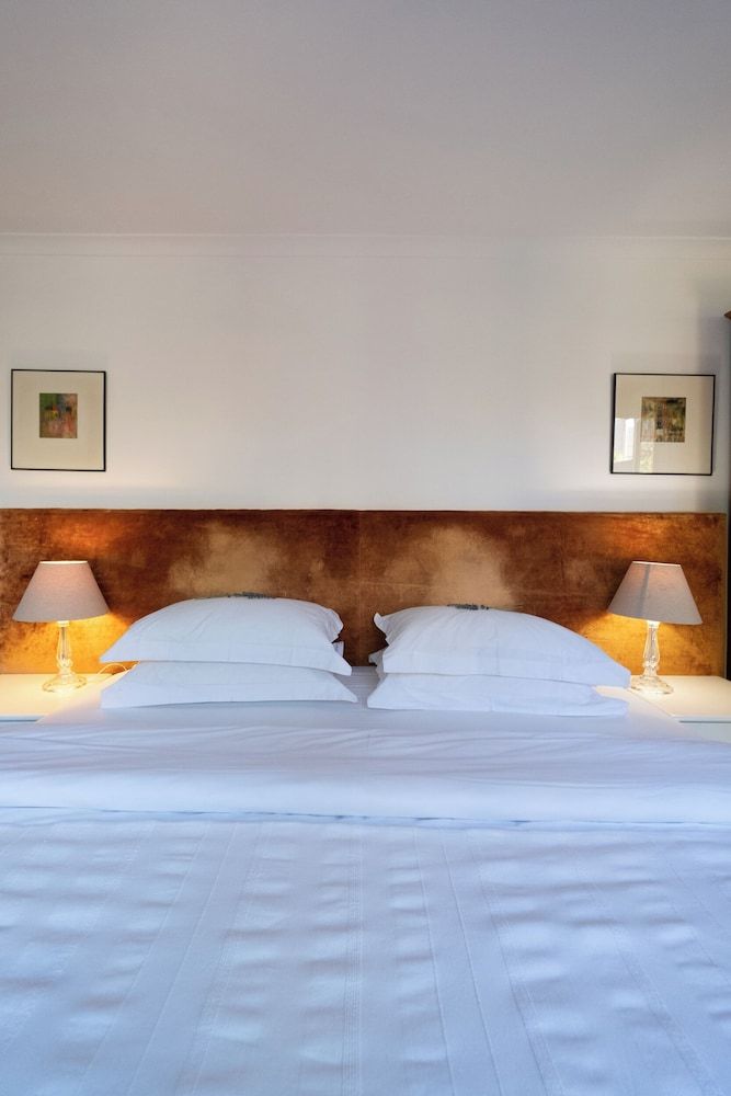 Dreamhouse Guest House The Orange Room