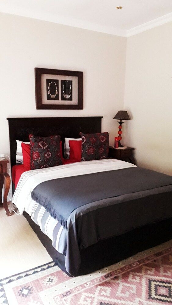 Luxury Room (with Private Balcony)