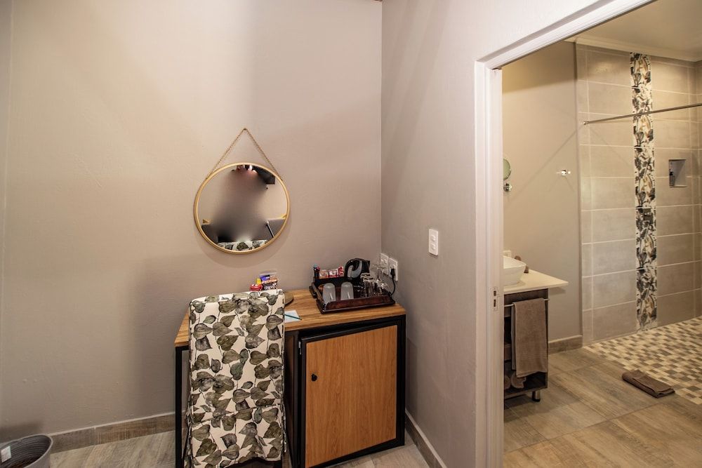 Nut Grove Boutique Hotel Luxury Suite 17