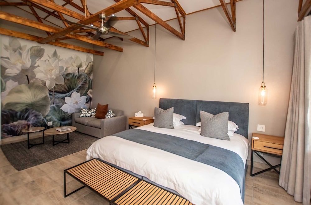 Nut Grove Boutique Hotel Luxury Suite 7