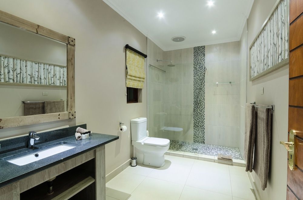 Nut Grove Boutique Hotel Luxury Suite 18