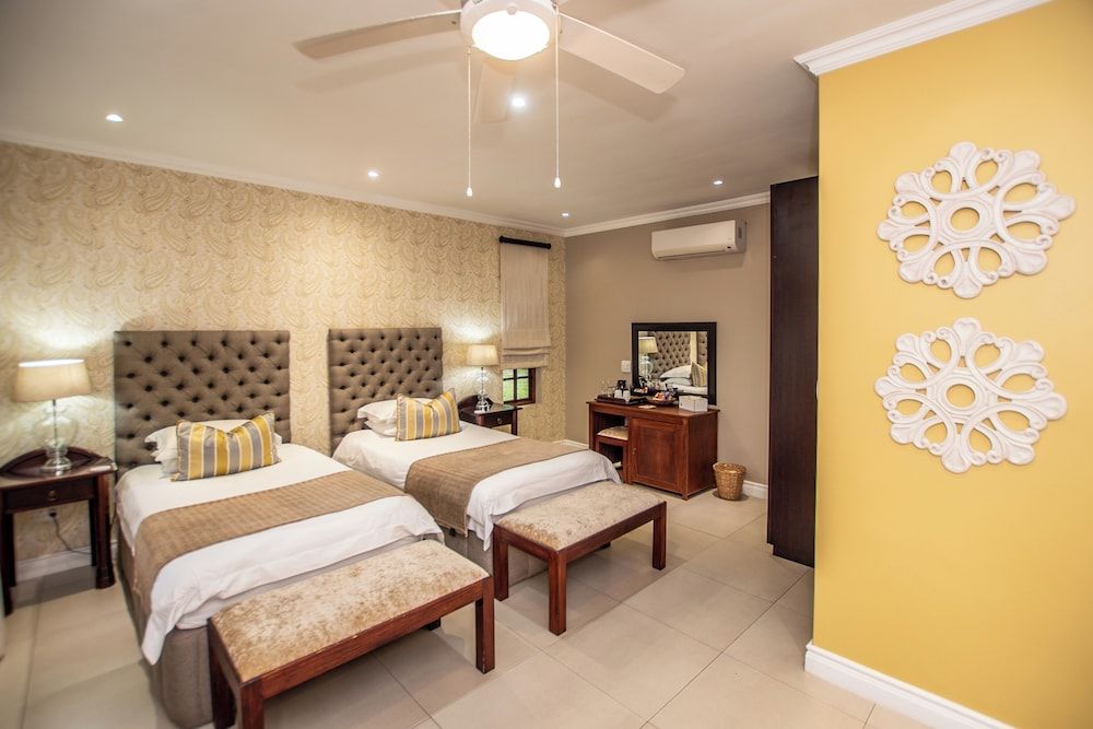 Nut Grove Boutique Hotel Luxury Suite 15