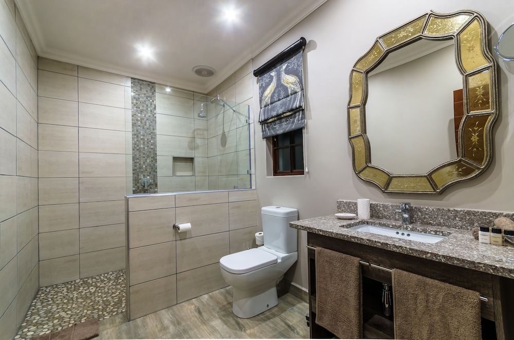 Nut Grove Boutique Hotel Luxury Suite 20