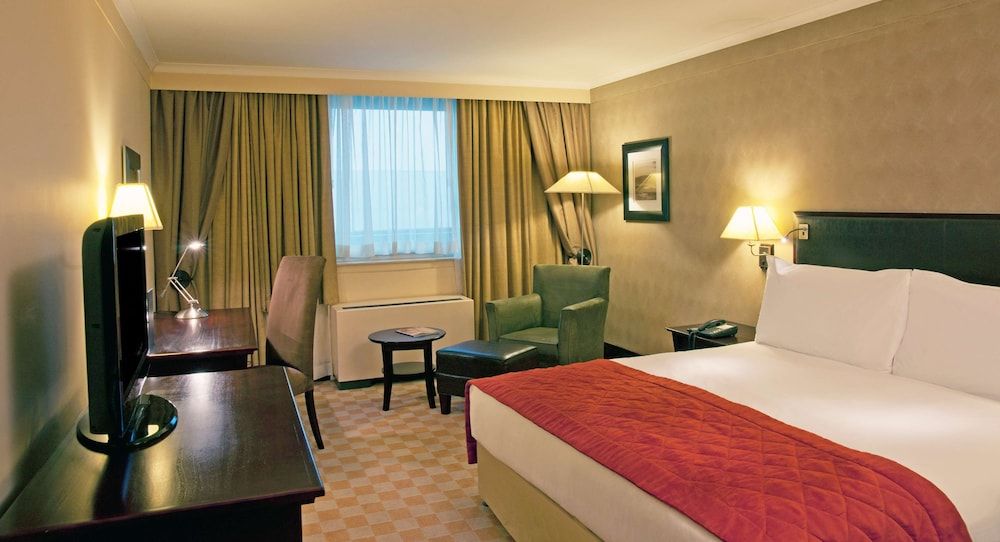 undefined Southern Sun O.R. Tambo International Airport 2