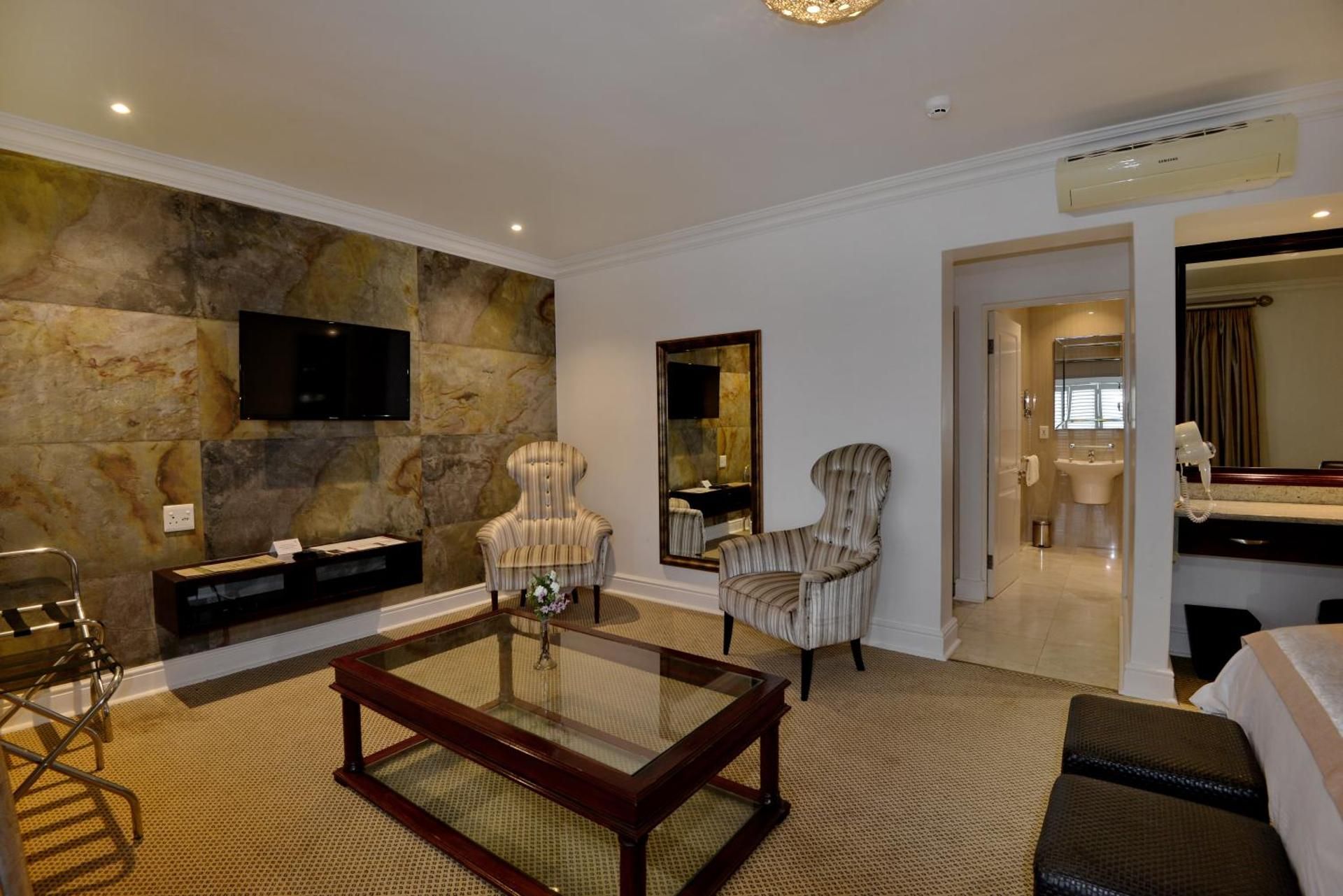 Luxury Suite 2
