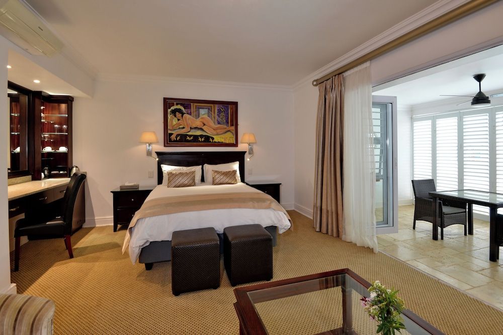 Luxury Five-Star Suite