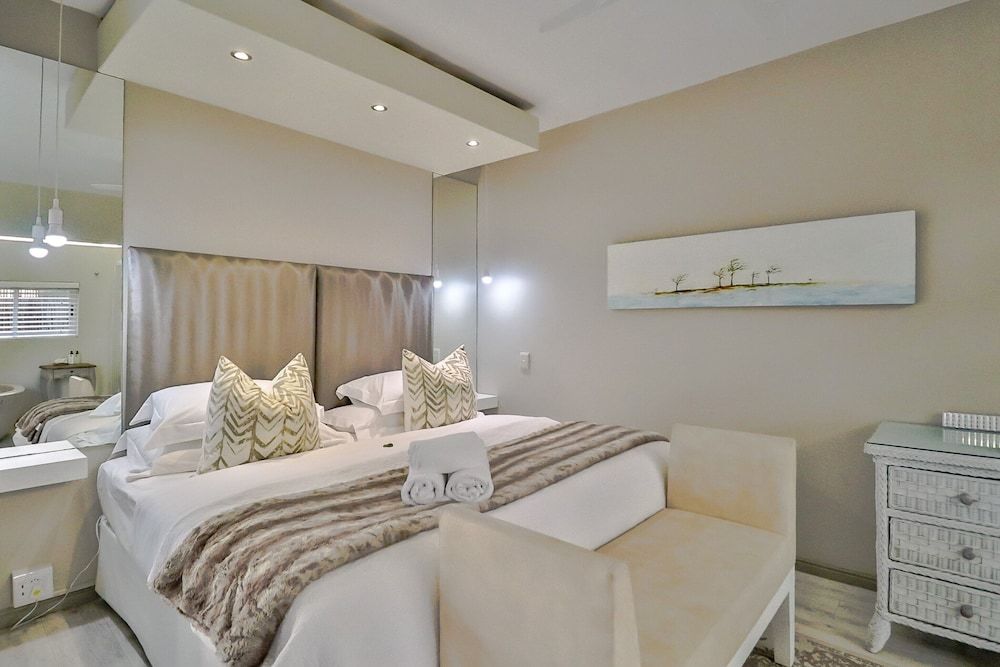 undefined Hermanus Lodge on the Green 3