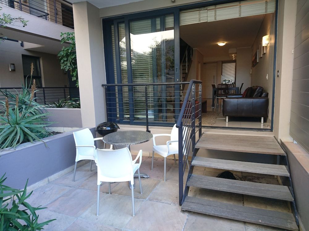 J10 Aderely Terrace