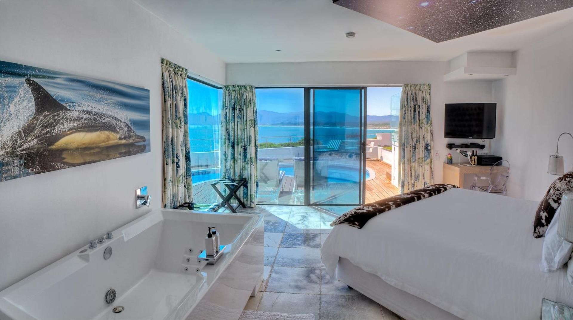 Queen Room with Spa Bath