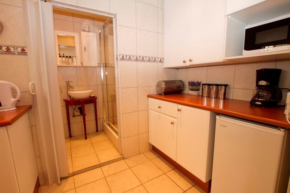 undefined Arum Place Guest House 10