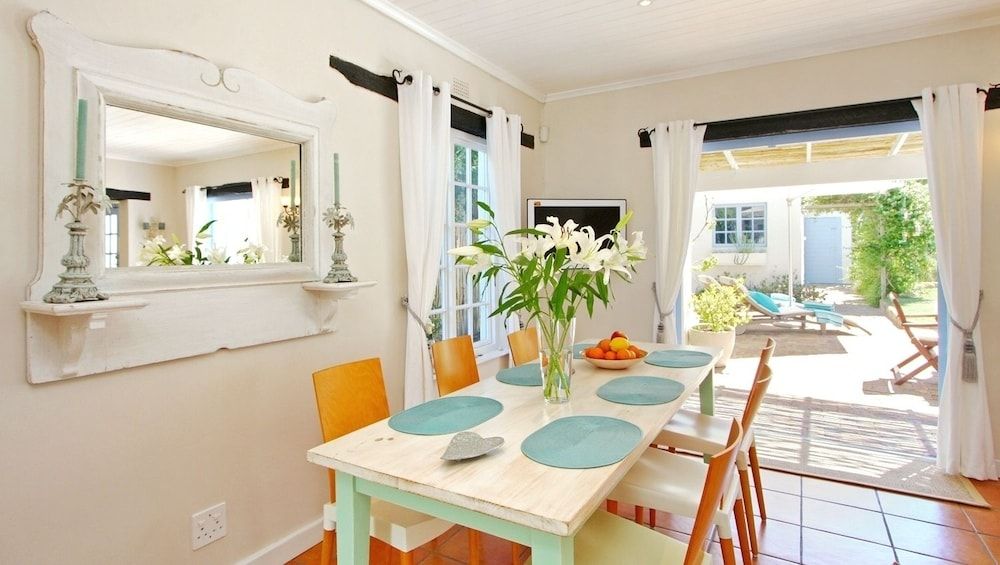 undefined Hout Bay Beach Cottage 10
