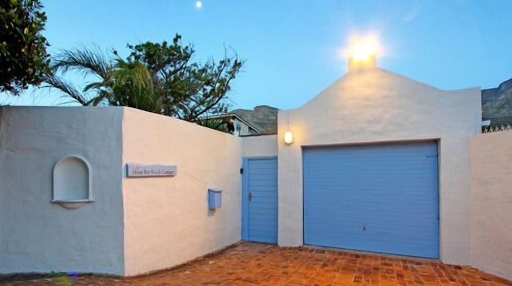 undefined Hout Bay Beach Cottage 2