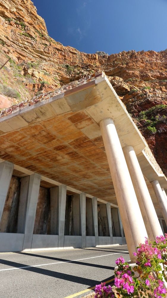 undefined Hout Bay Beach Cottage 3