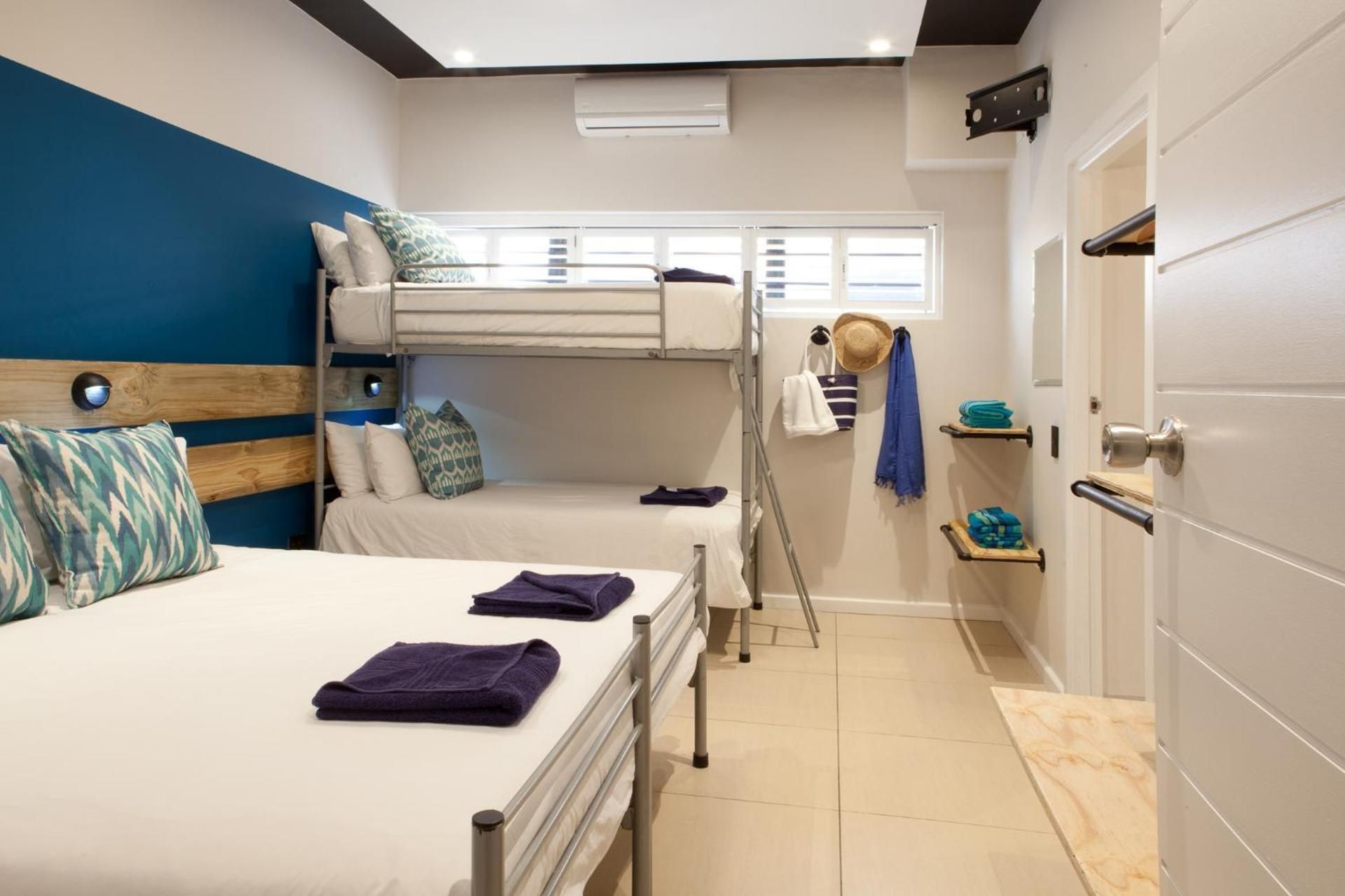 Plett Beachfront Accommodation Family Room