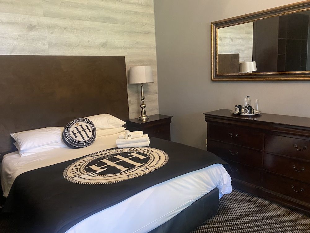 The Halfway House Hotel Standard Room 3